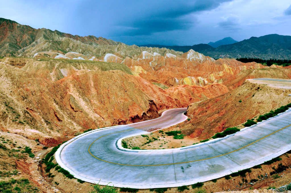 “V经济”的兴起–抖音助力经济发展年度报告