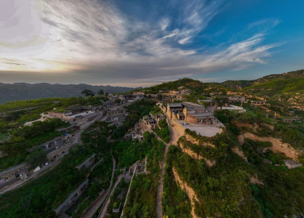 以小“建”大 ——2022年中小实体企业“数实融合”新趋势观察